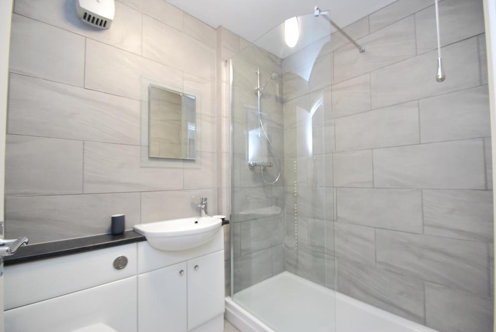 Elmbrook Apartment Bath Ngoại thất bức ảnh